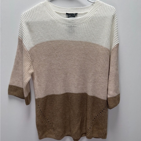 Matty M Sweaters - Matty M Color Block Elbow Sleeve Sweater size S